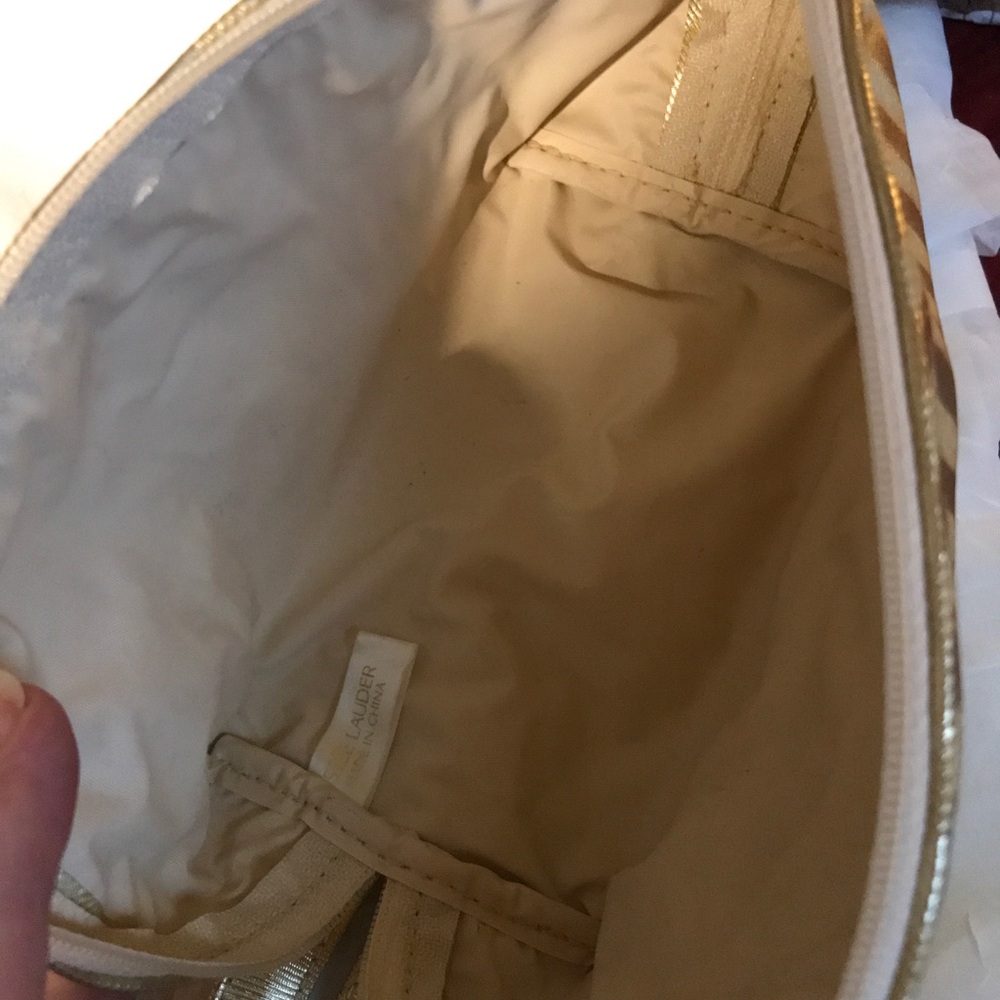 Estee Lauder gold makeup bag - Picture 4 of 4